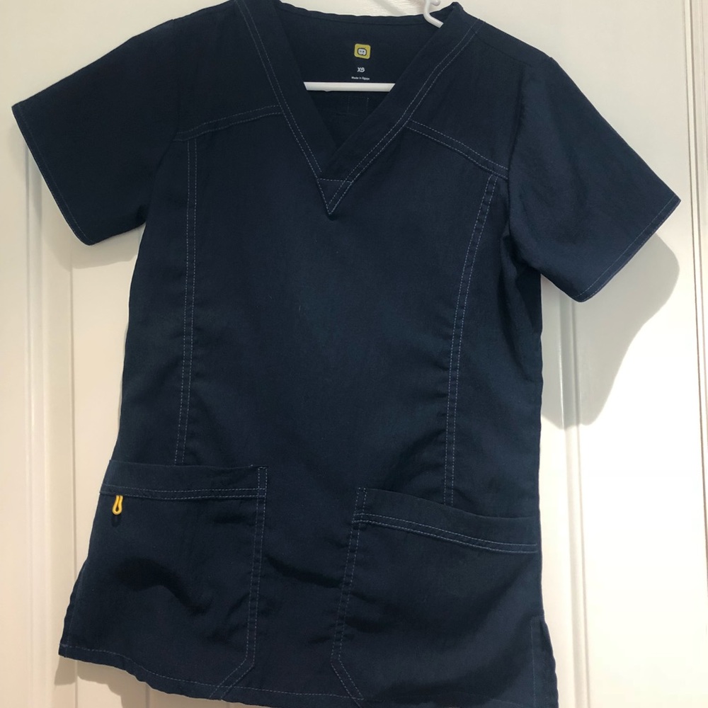 Wonder Wink scrub set